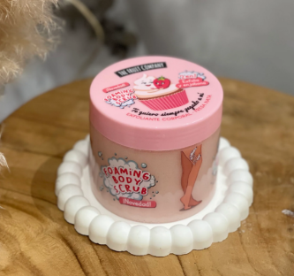 Gommage moussant pour le corps 2 en 1  - Fraise et crème